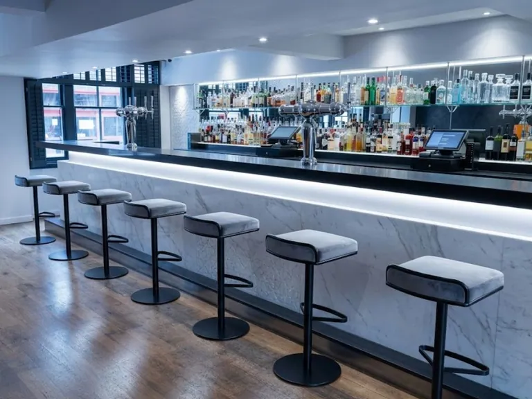 Commercial — bespoke bar counters & vanities by Joinery.ae, Dubai